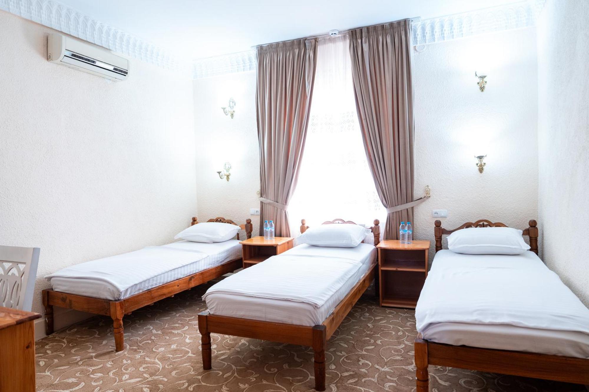 Hotel Caravan Serail Samarkand Exterior foto
