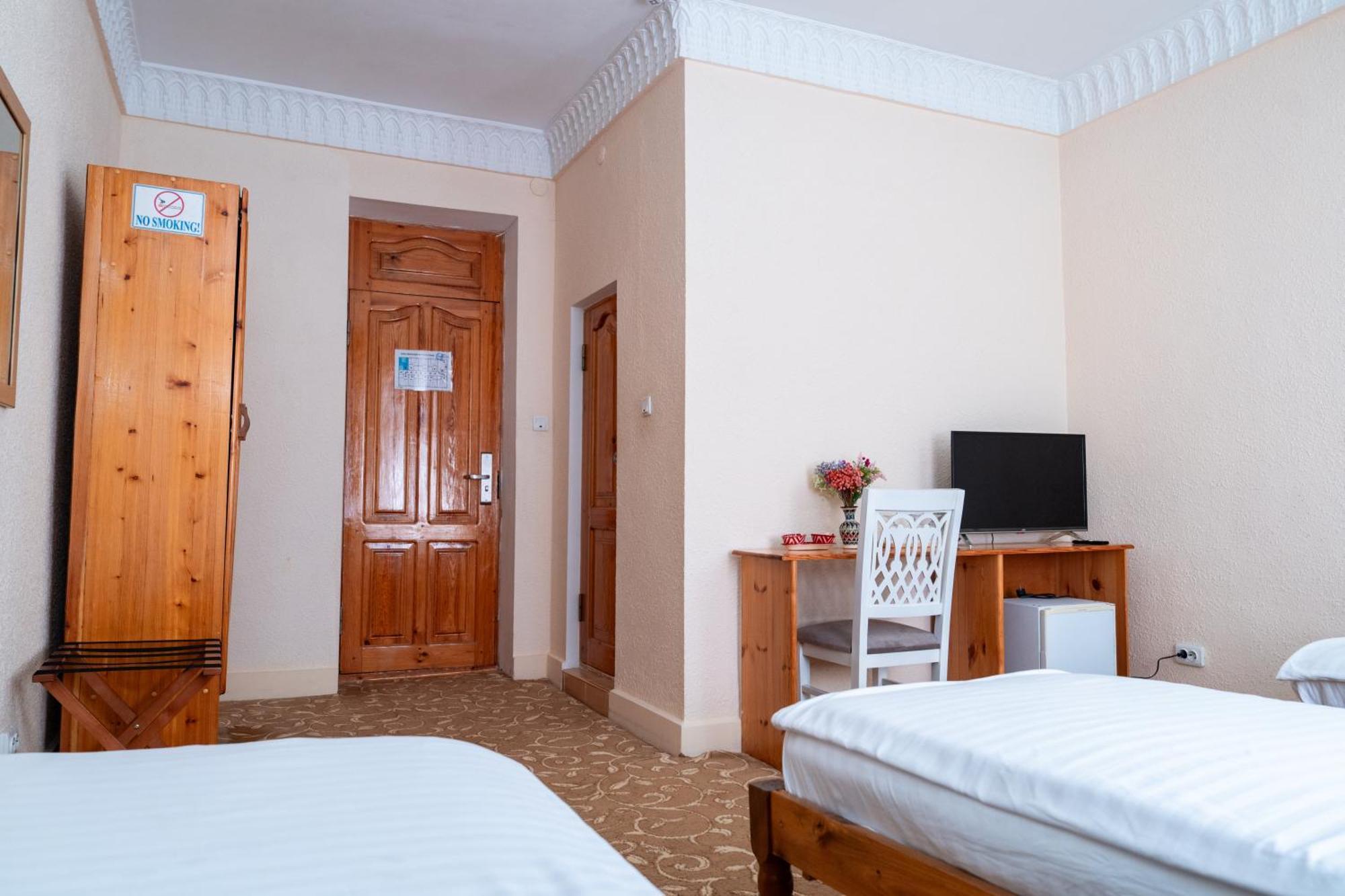 Hotel Caravan Serail Samarkand Exterior foto